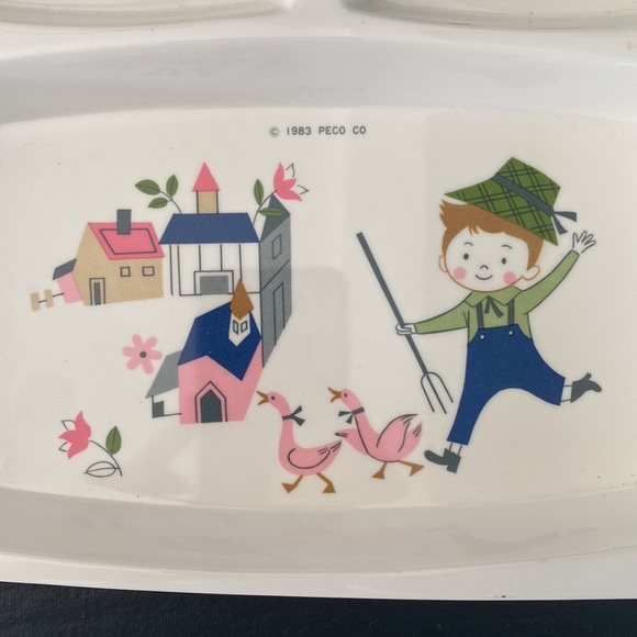 Vintage 1983 PECO~CHILD's DIVIDED RECTANGULAR MELAMINE PLATE~TRAY~SHIN-SAN - Picture 2 of 5